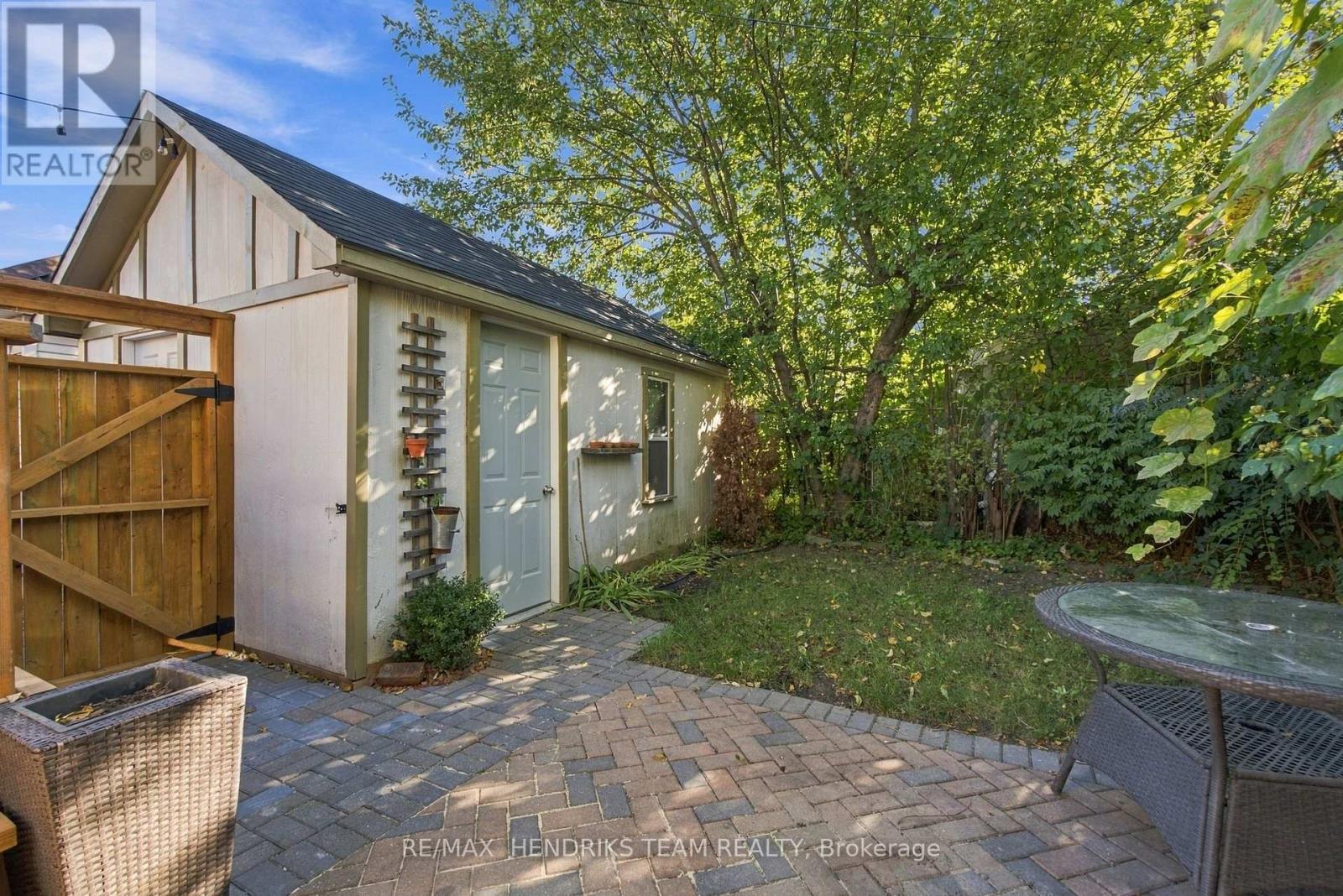 154 Prospect Street N Property Photo 24
