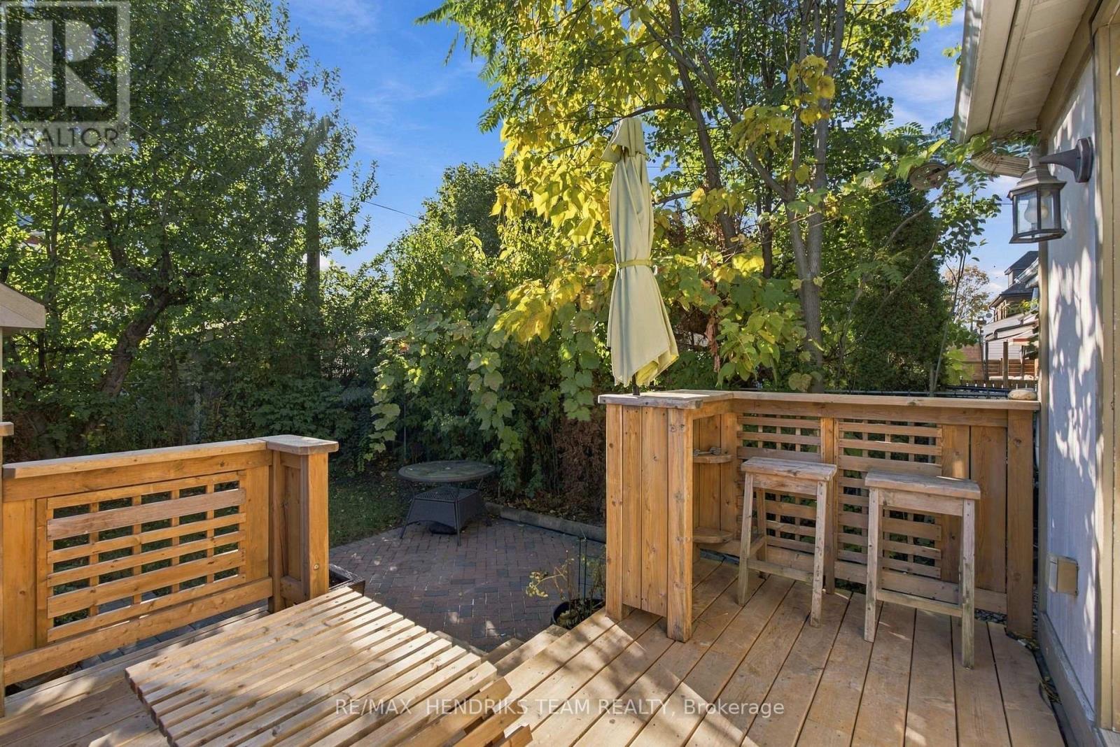 154 Prospect Street N Property Photo 27