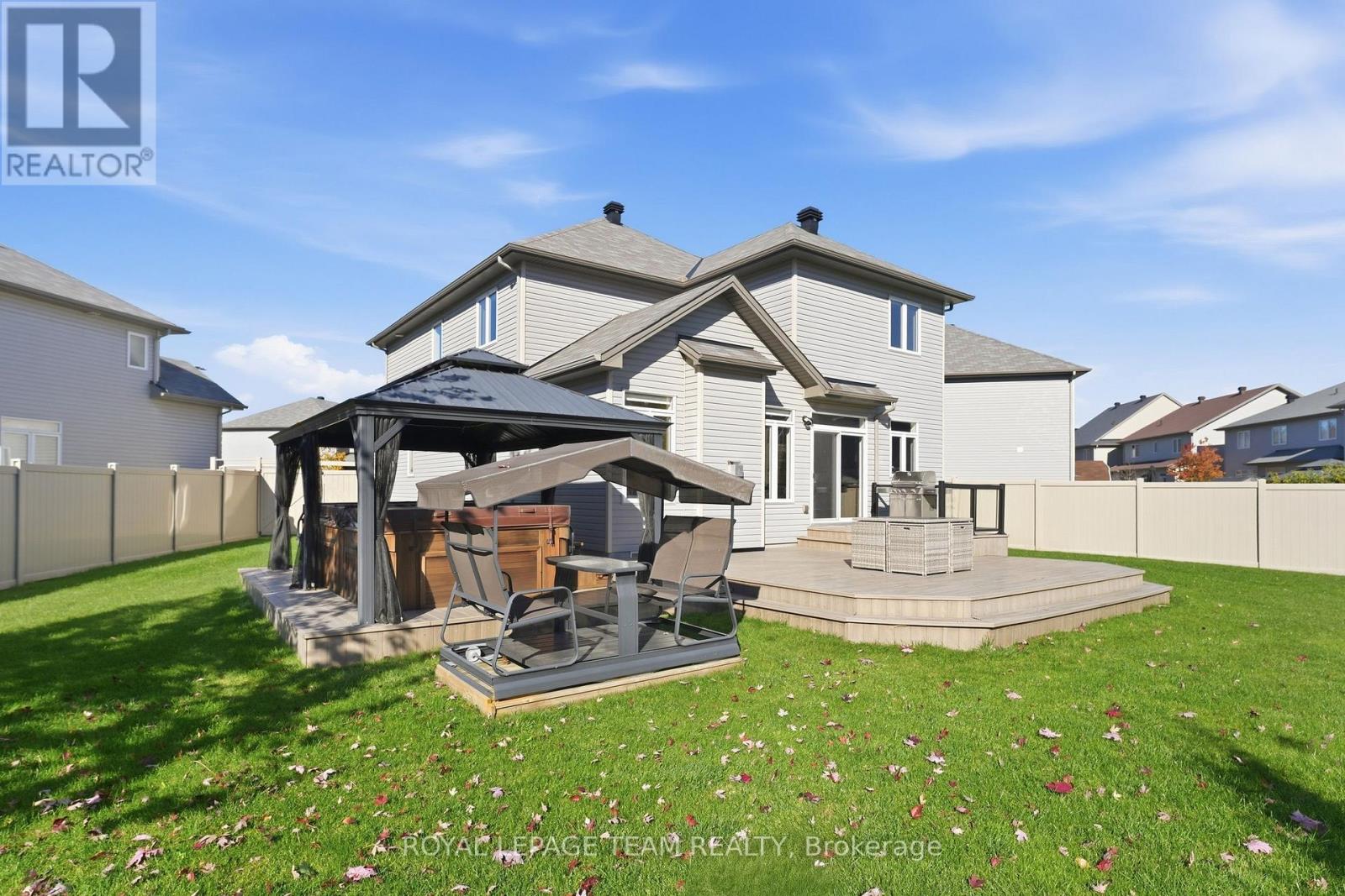 230 Dave Smith Crescent Property Photo 43