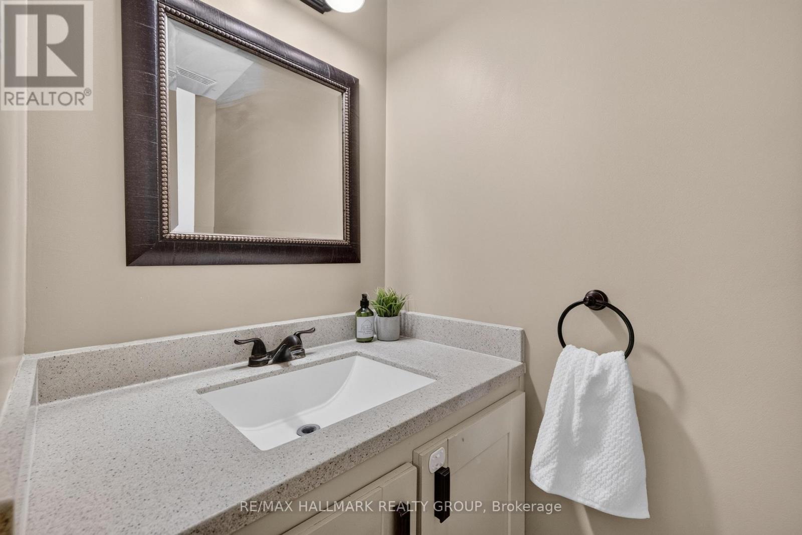 6350 Bilberry Drive Property Photo 14