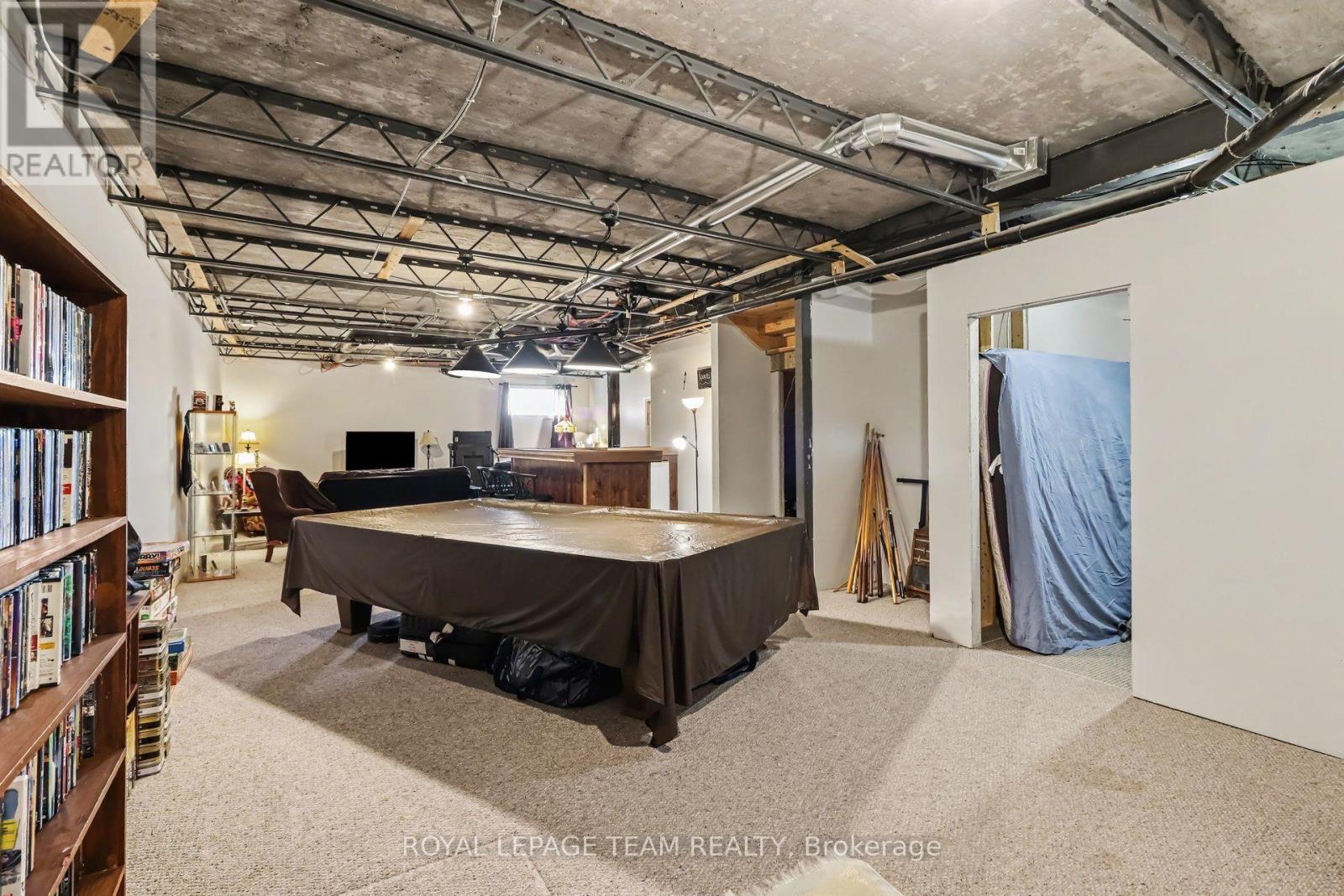 624 St Lawrence Street Property Photo 25