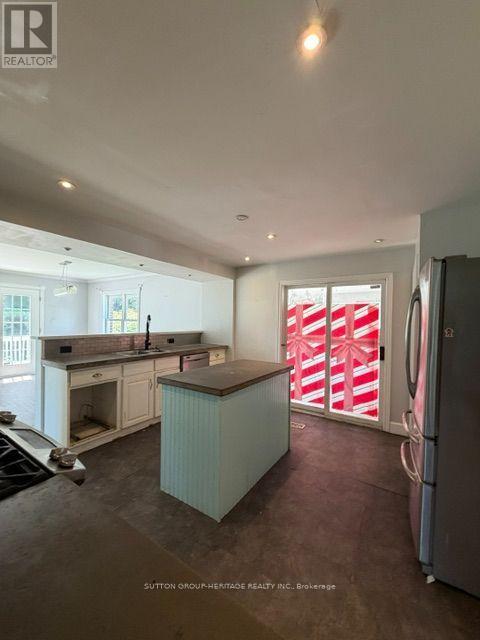 29 Brook Road S Property Photo 6