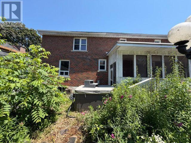 29 Brook Road S Property Photo 28