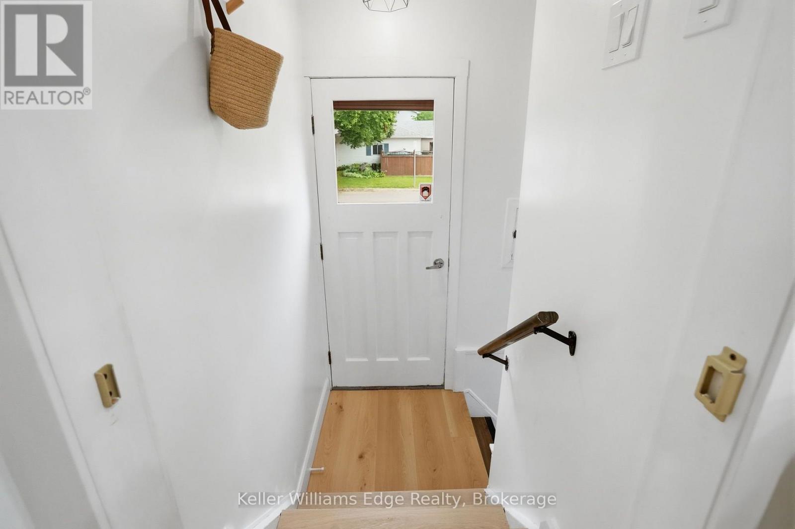 131 West 34th Street Property Photo 10