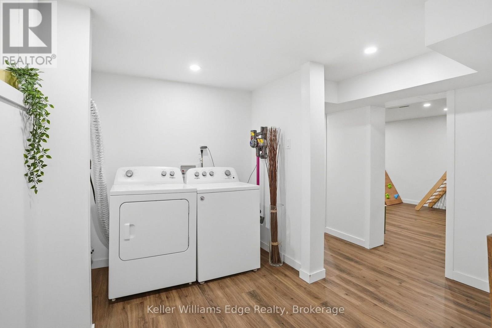 131 West 34th Street Property Photo 26