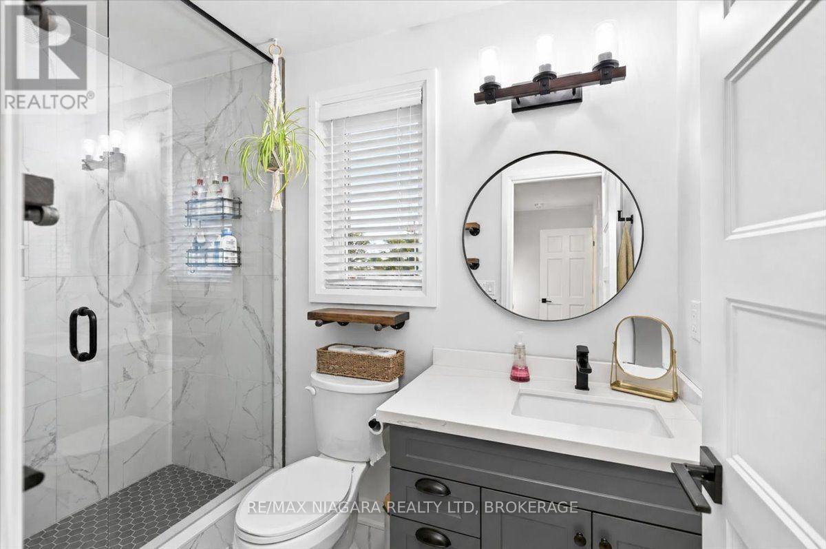 7331 Sherrilee Crescent Property Photo 26