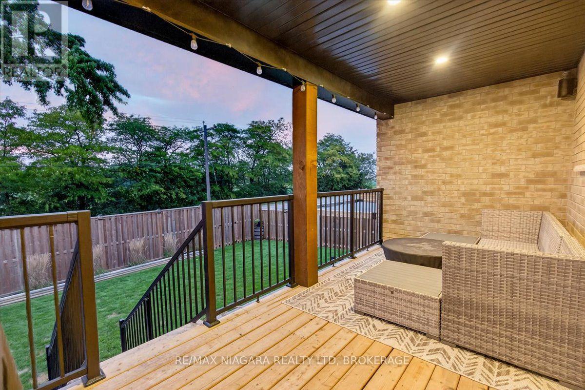 7331 Sherrilee Crescent Property Photo 47
