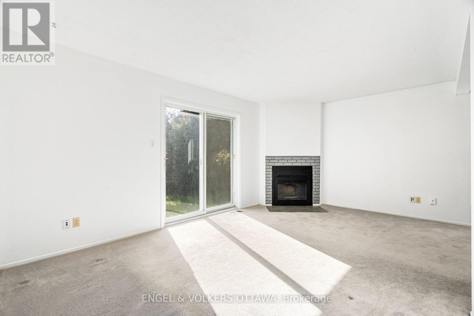 1379 Ambridge Way Property Photo 9