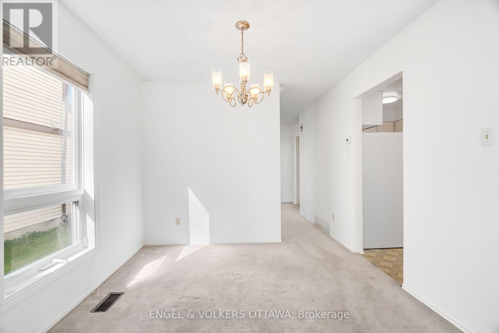 1379 Ambridge Way Property Photo 18