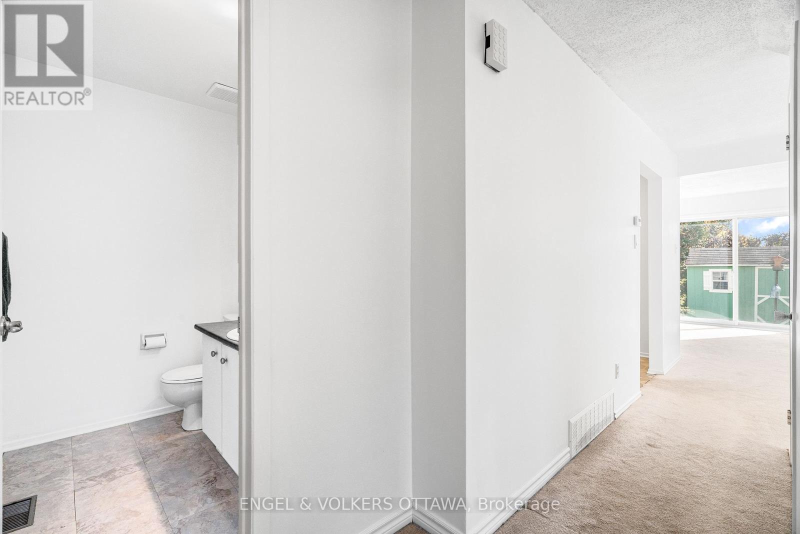 1379 Ambridge Way Property Photo 19