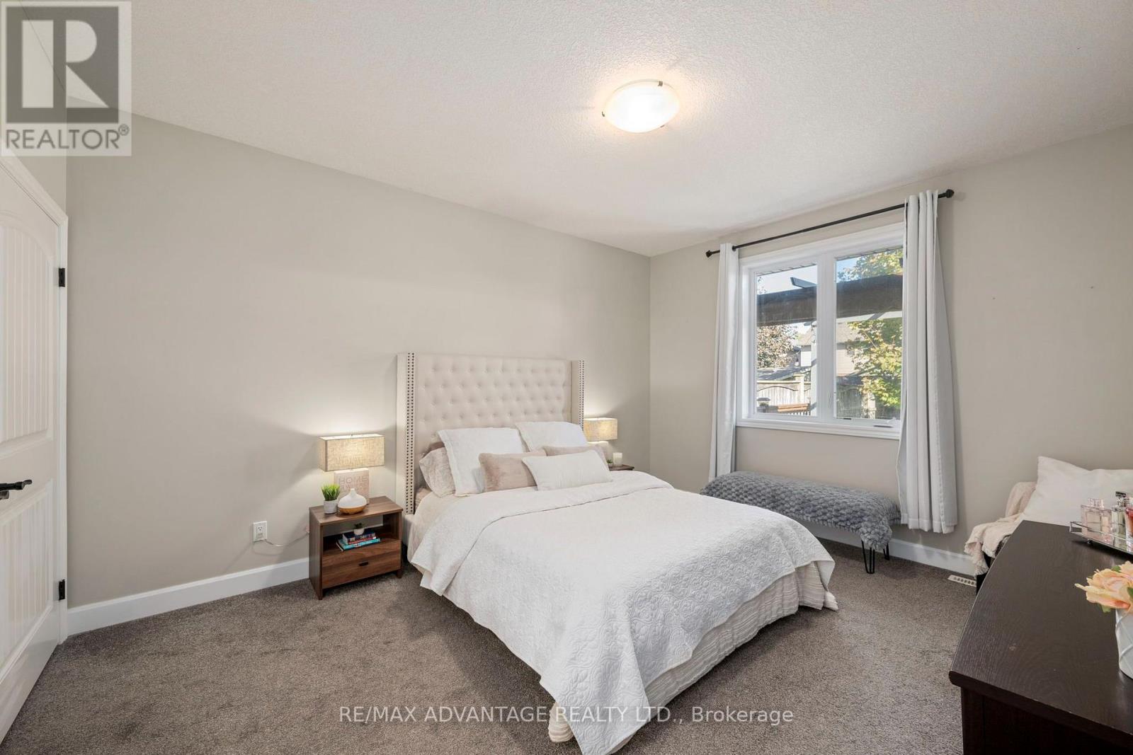 290 Walnut Street Property Photo 13