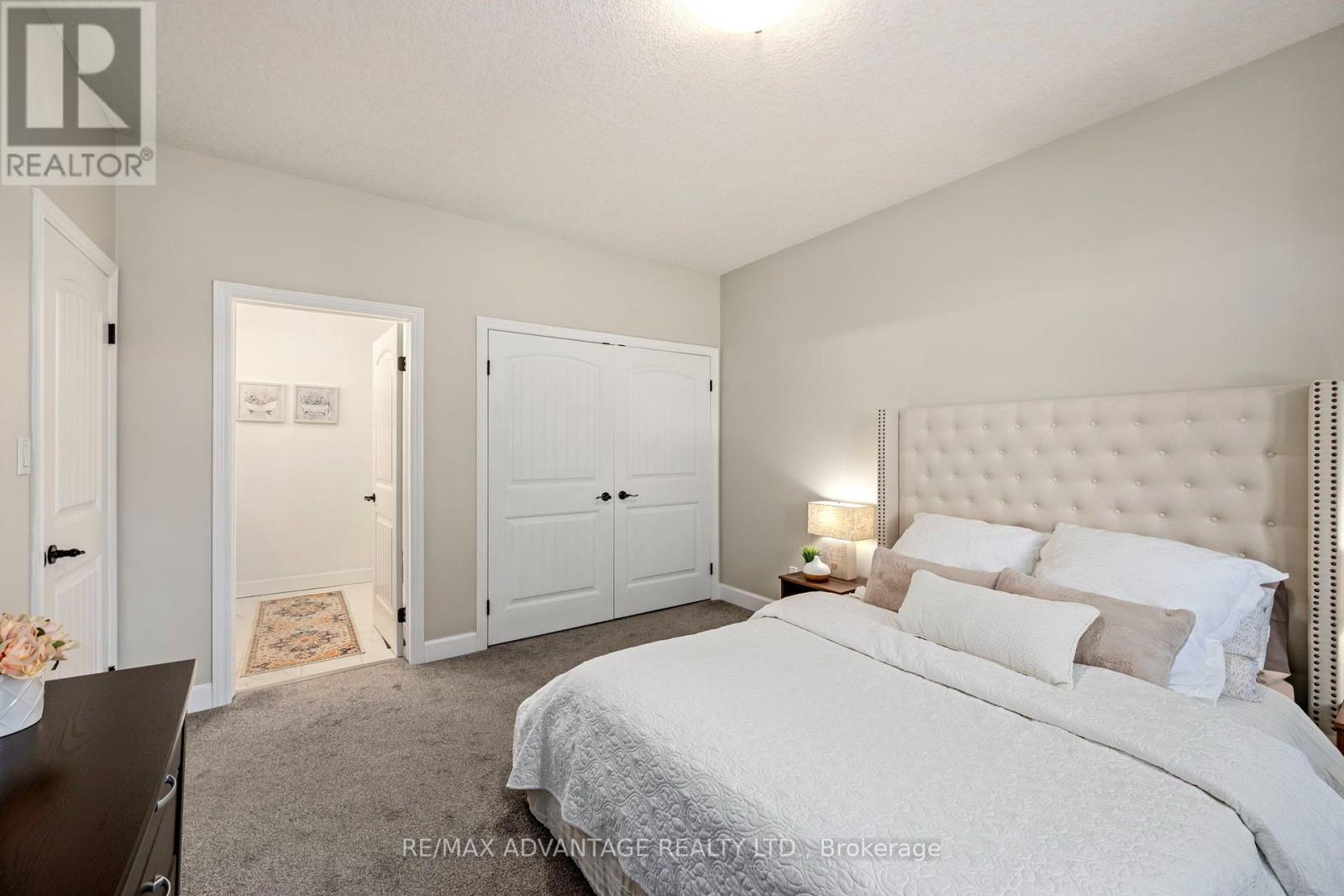 290 Walnut Street Property Photo 15