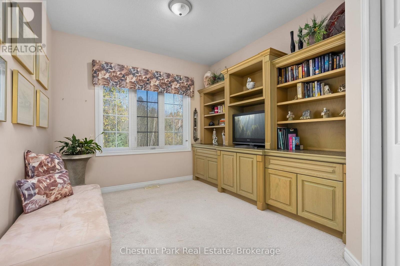 27 Kendra Crescent Property Photo 21