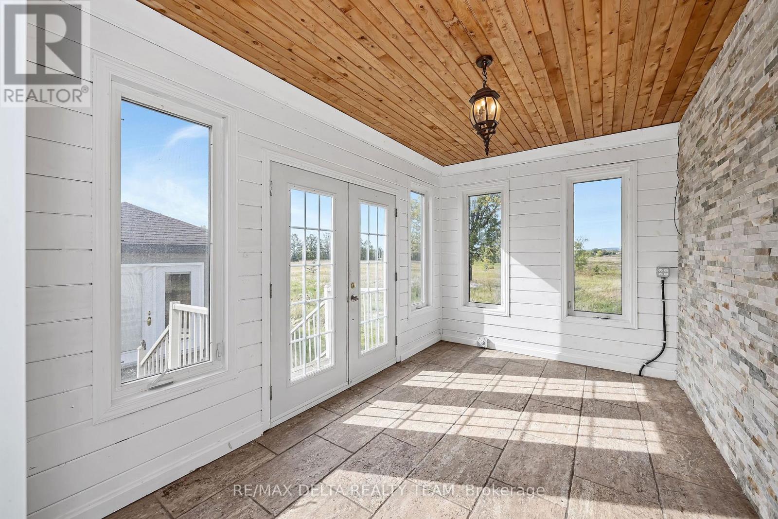 117 25 Route Property Photo 9