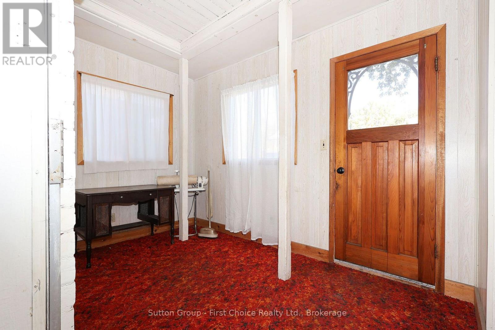 257 Ontario Street Property Photo 7