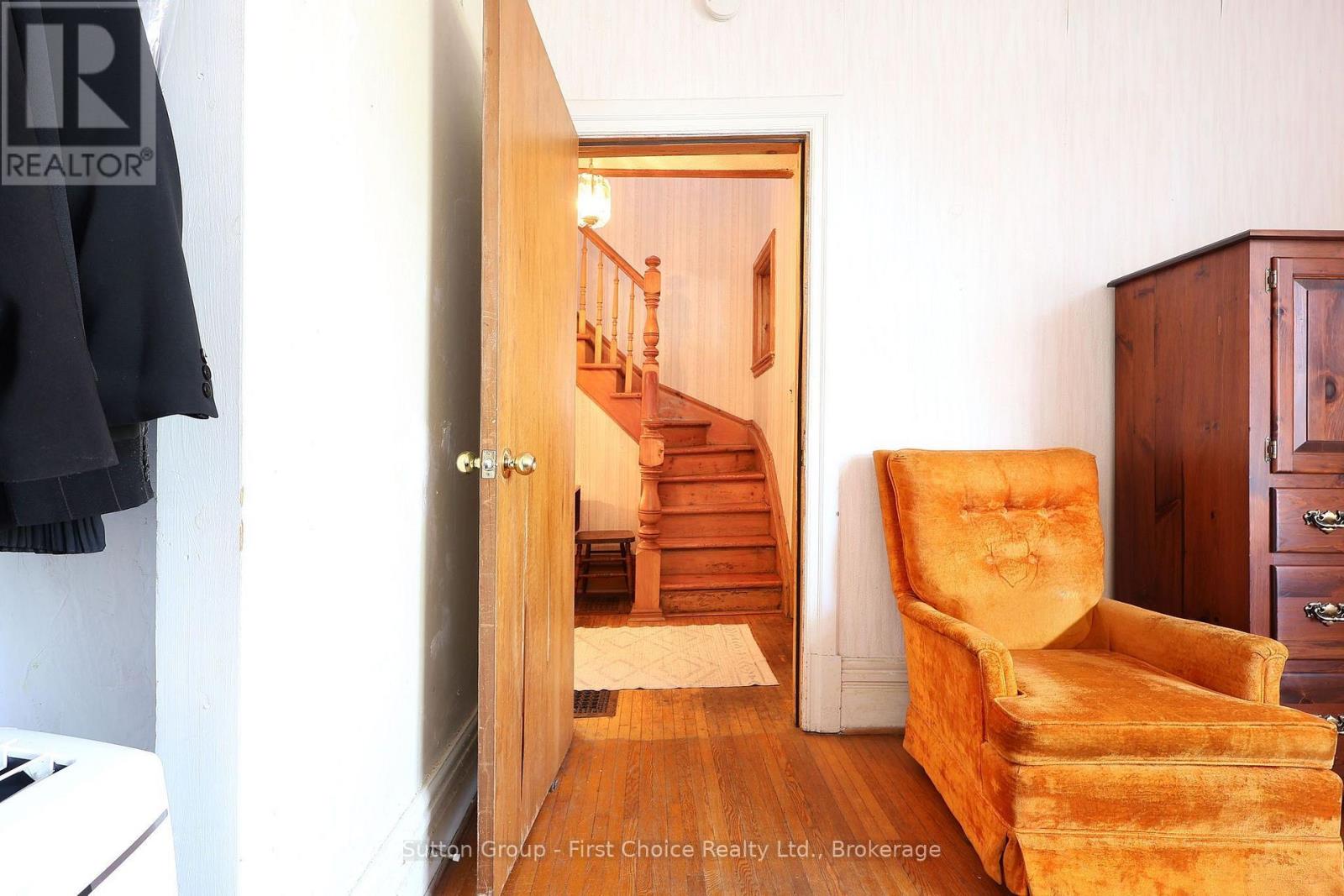 257 Ontario Street Property Photo 42