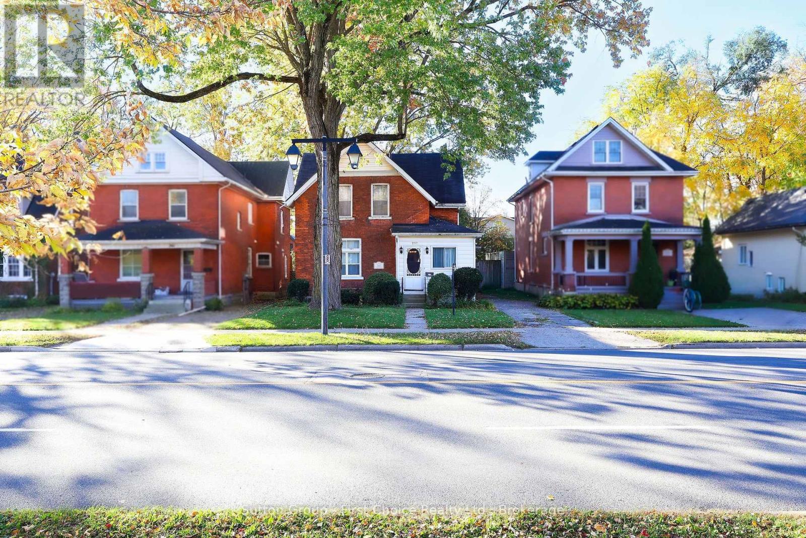 257 Ontario Street Property Photo 50