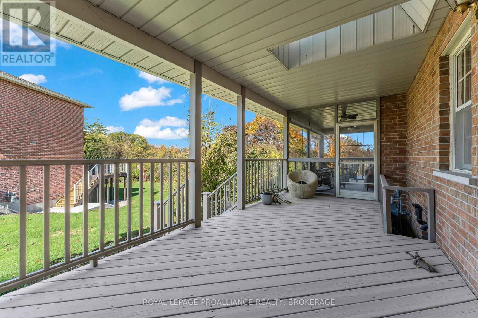 702 Parkside Crescent Property Photo 38