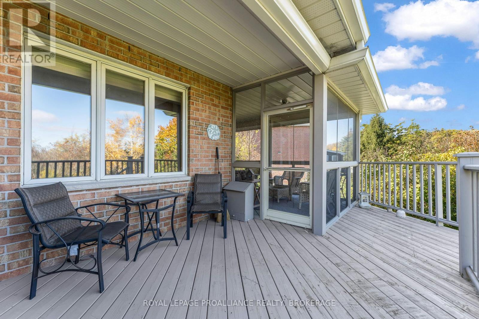 702 Parkside Crescent Property Photo 41
