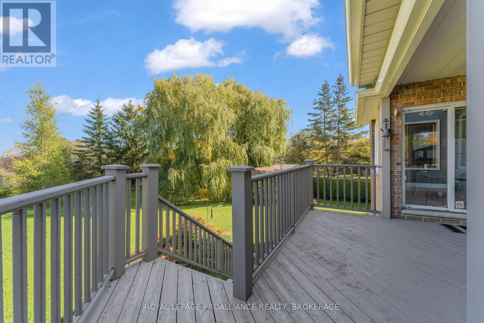702 Parkside Crescent Property Photo 42