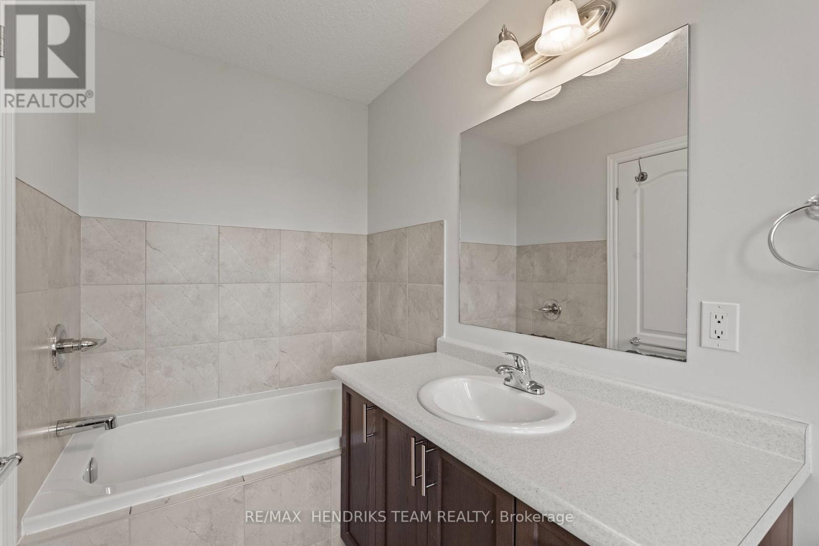 35 Sunset Way Property Photo 19