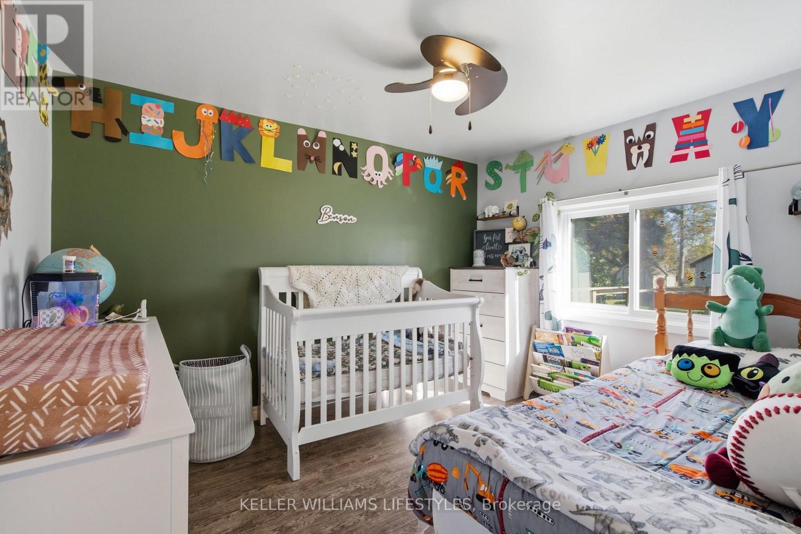 7512 Fairview Road Property Photo 24