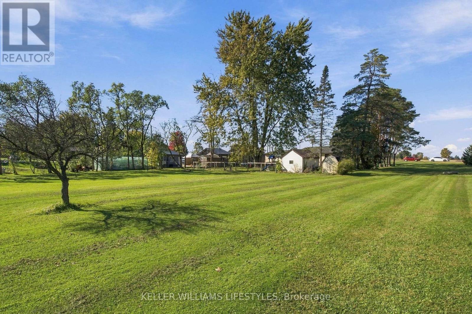 7512 Fairview Road Property Photo 36
