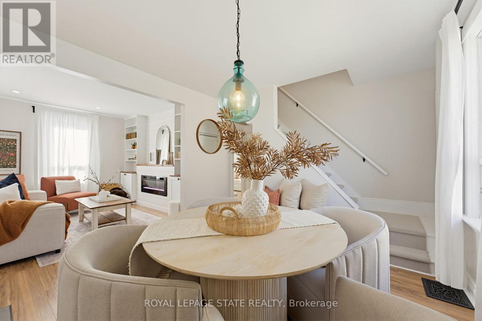 206 Craigroyston Road Property Photo 7