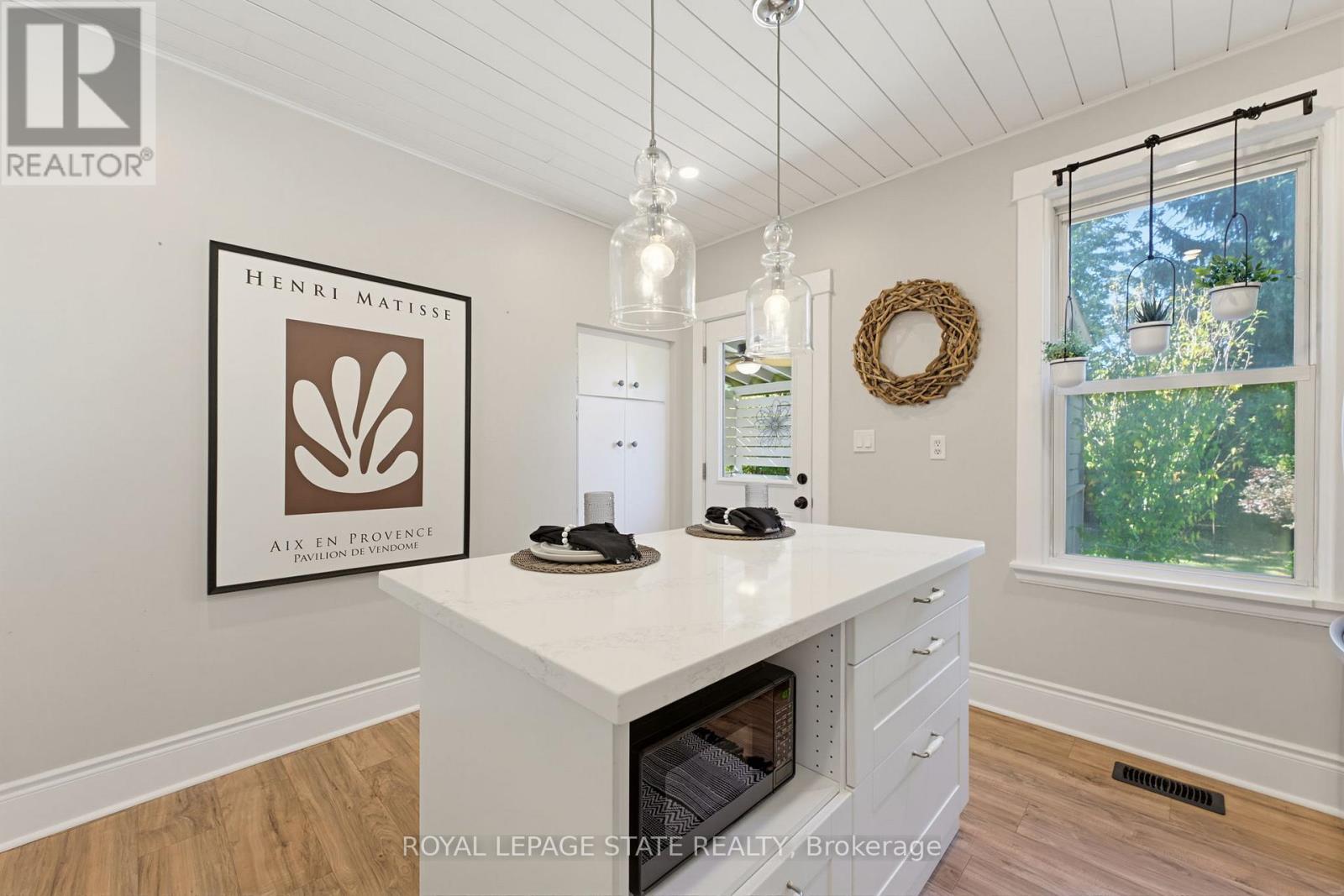 206 Craigroyston Road Property Photo 14