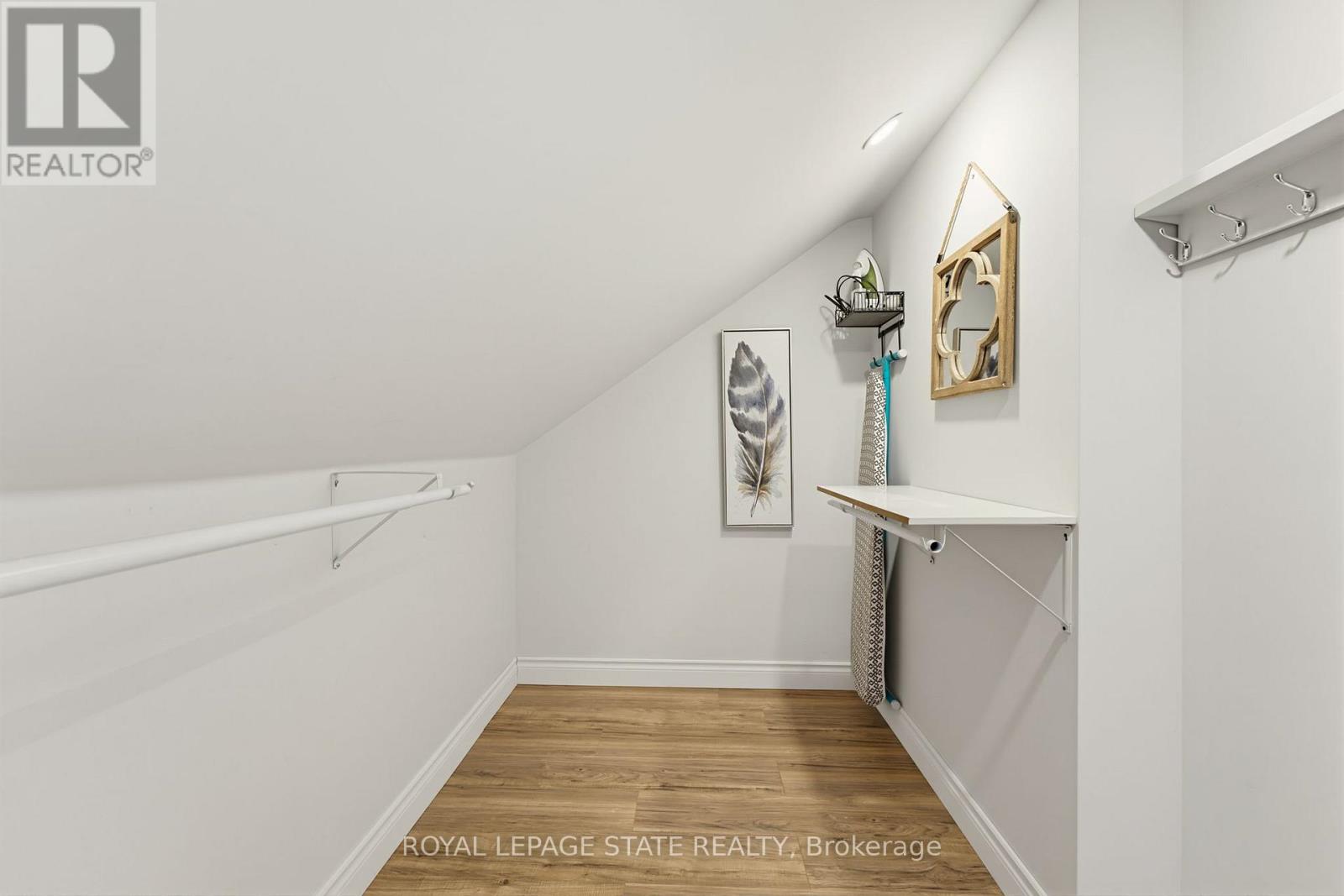 206 Craigroyston Road Property Photo 24
