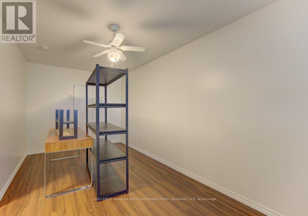 8 Marshall Street Property Photo 16