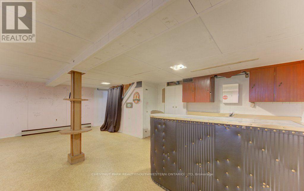 8 Marshall Street Property Photo 27