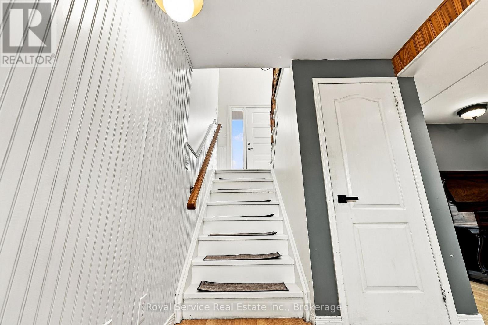 432 Duffy Street Property Photo 25