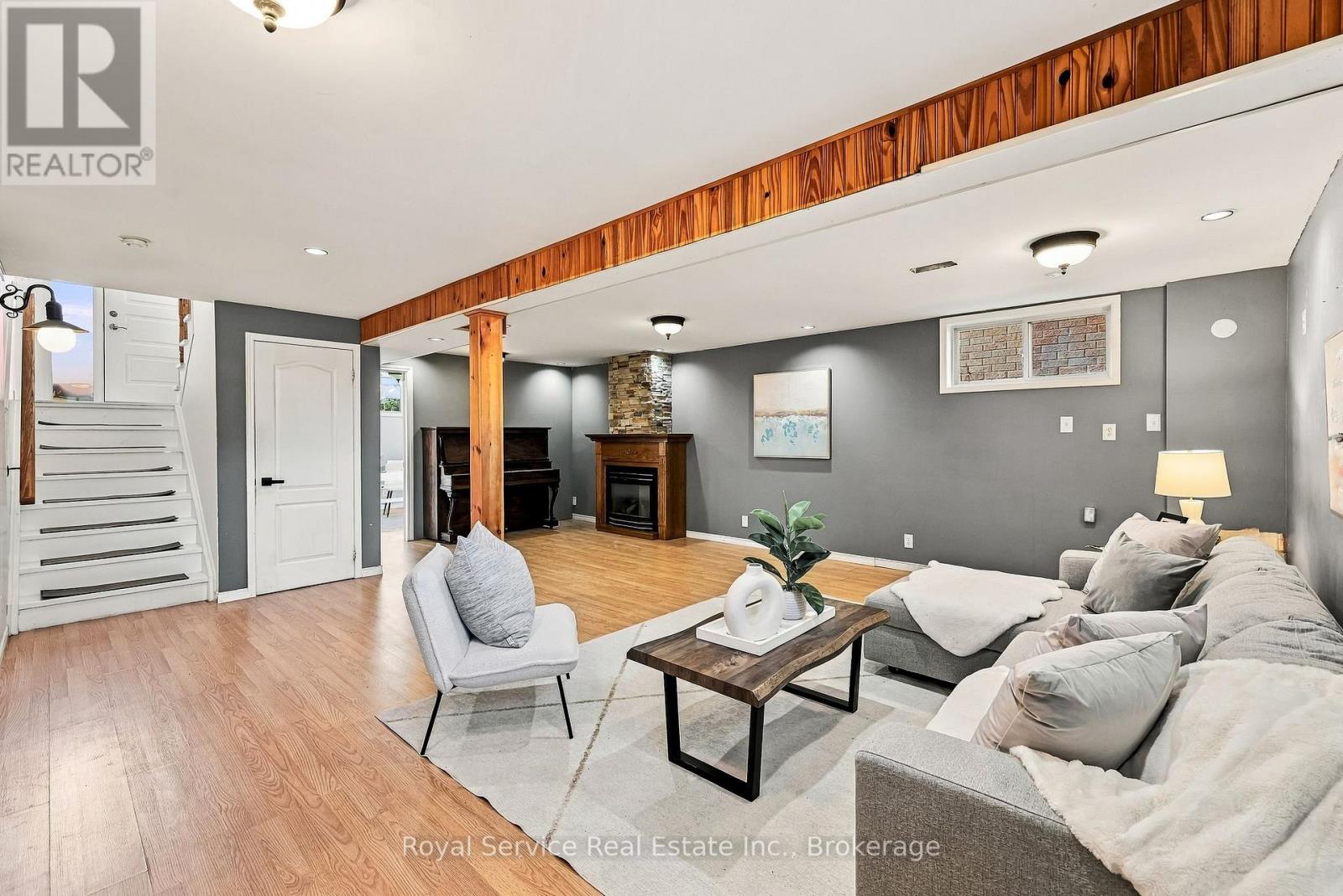 432 Duffy Street Property Photo 30