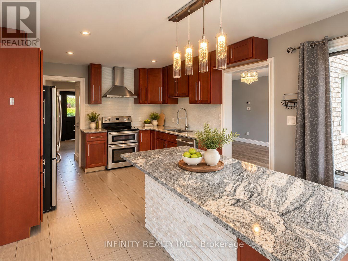 683 Gauthier Drive Property Photo 14