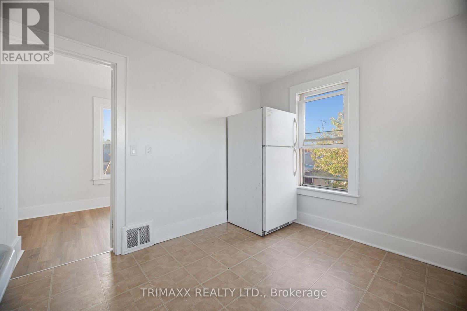 28 Fifth Street Property Photo 8