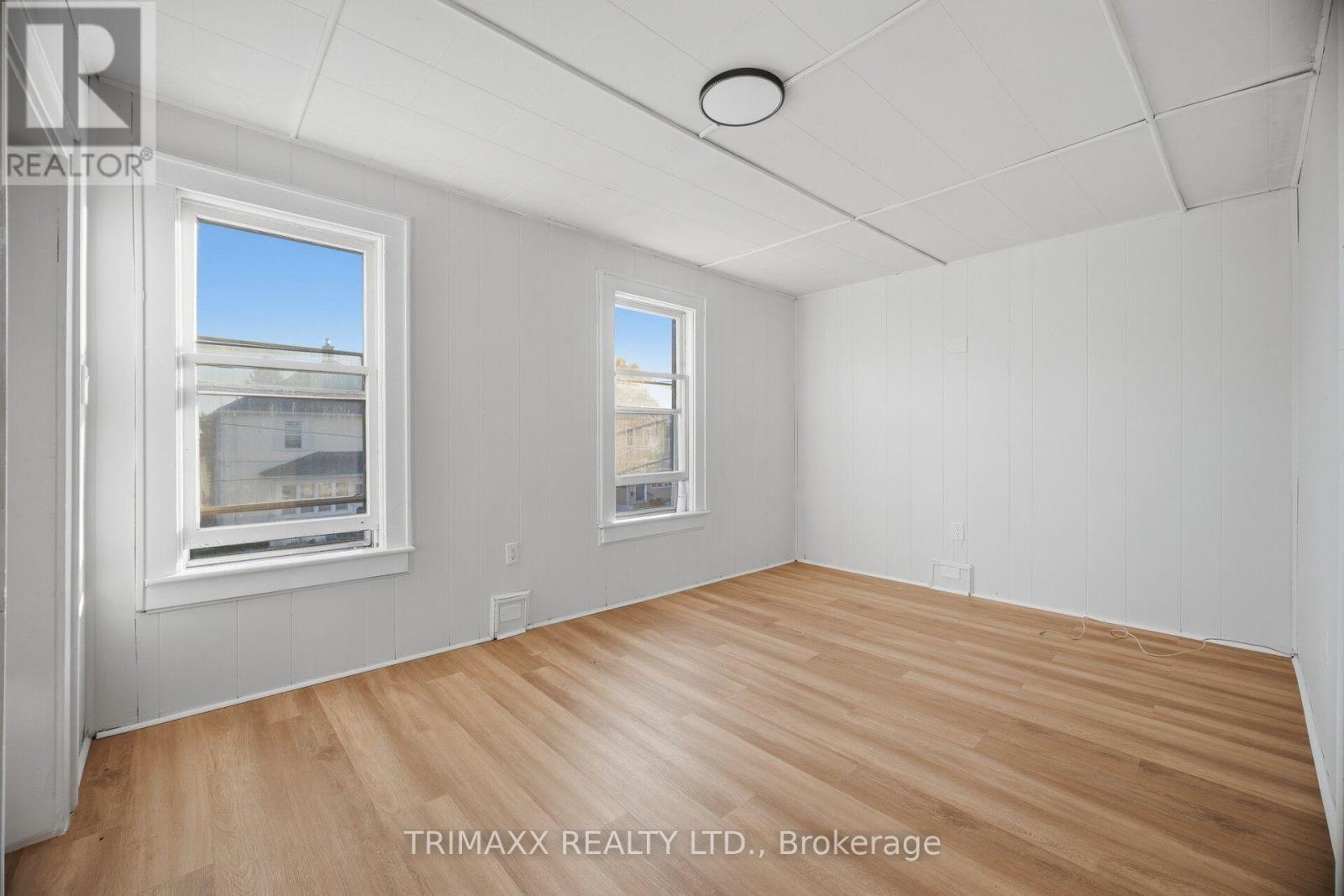 28 Fifth Street Property Photo 17
