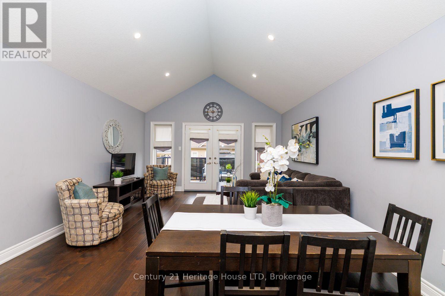 7 Kenmar Court Property Photo 10