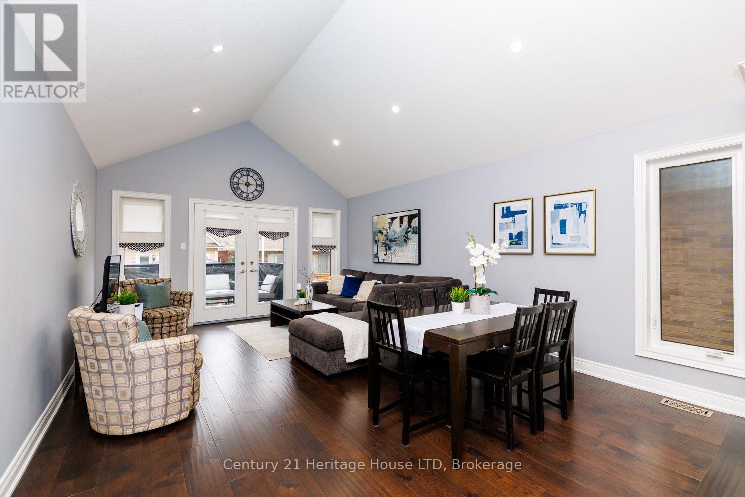 7 Kenmar Court Property Photo 11