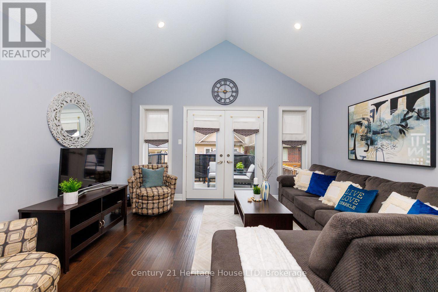7 Kenmar Court Property Photo 13