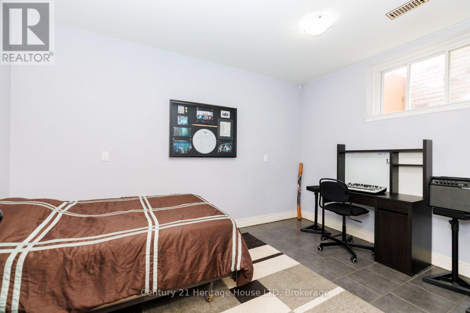 7 Kenmar Court Property Photo 30