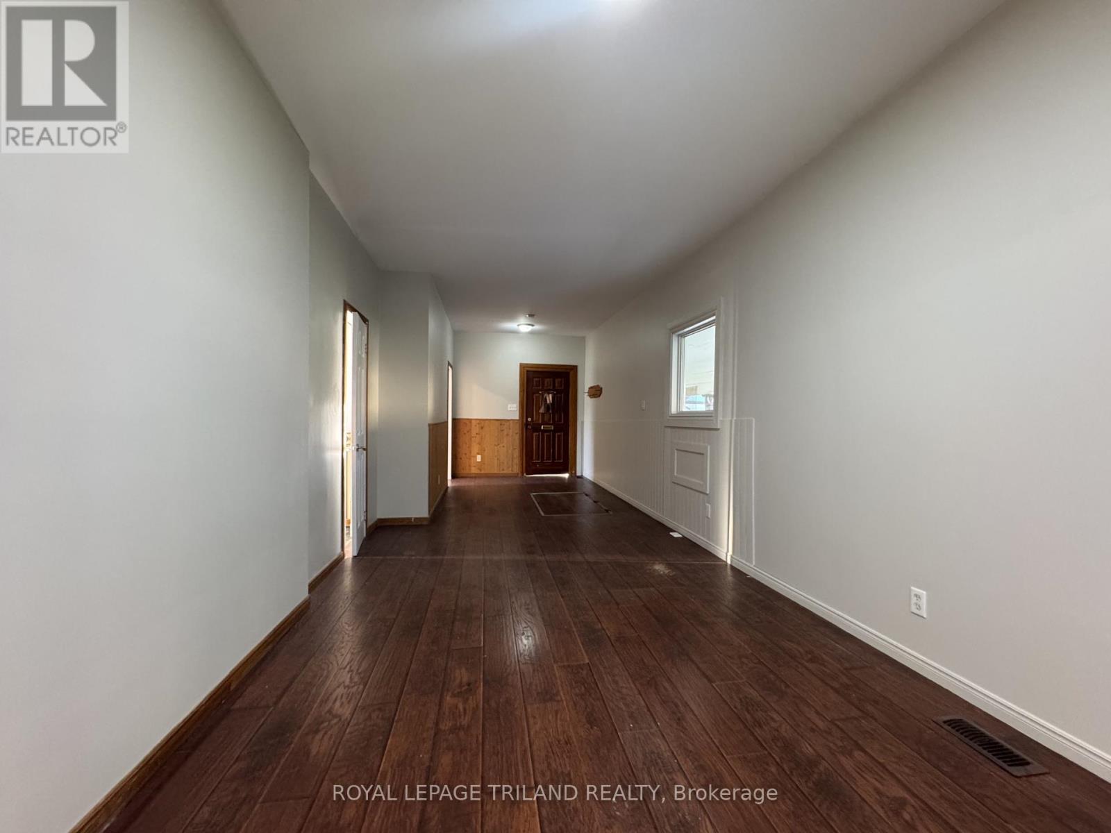 21 Owaissa Street Property Photo 11