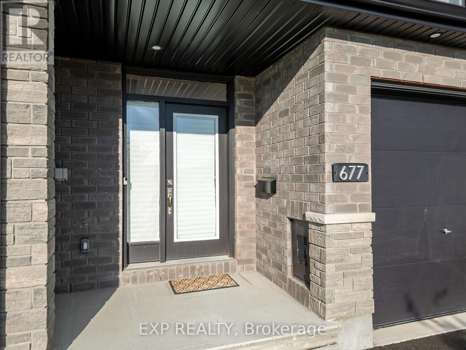 677 Cordelette Circle Property Photo 3