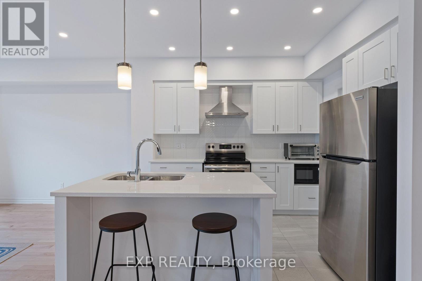 677 Cordelette Circle Property Photo 11