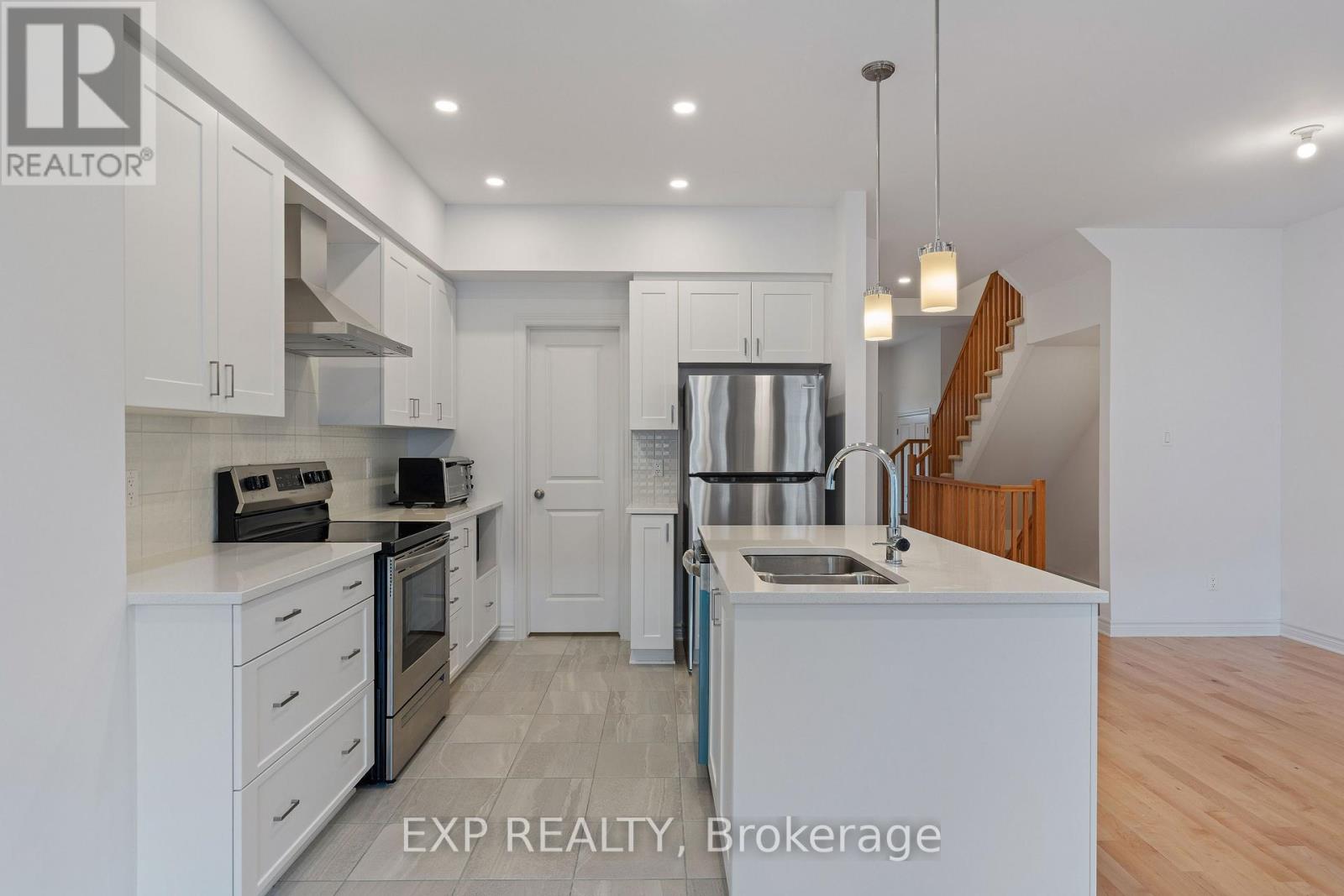 677 Cordelette Circle Property Photo 13