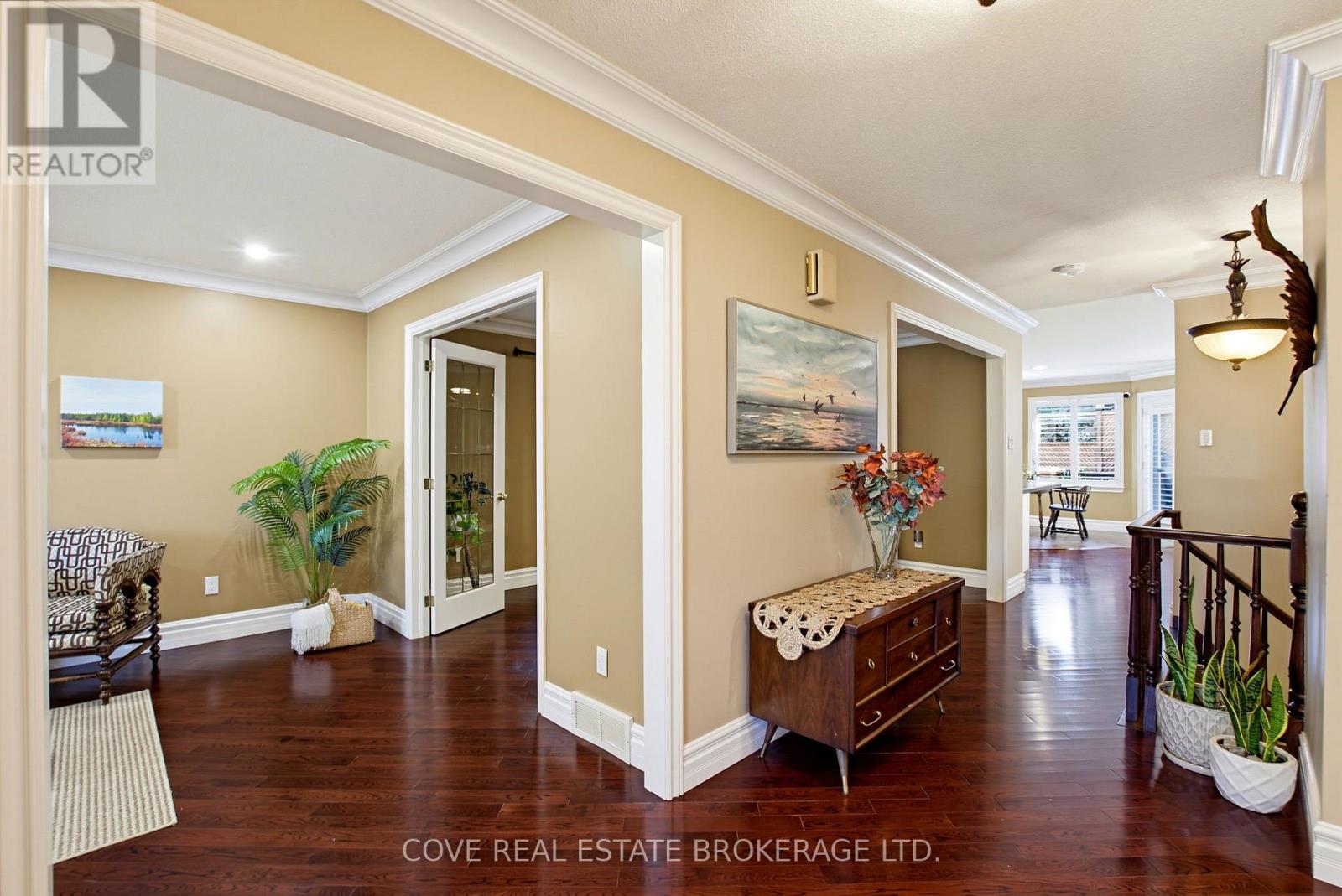 91 Sunnyside Drive Property Photo 4