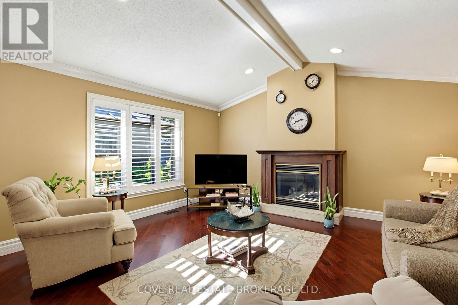 91 Sunnyside Drive Property Photo 12
