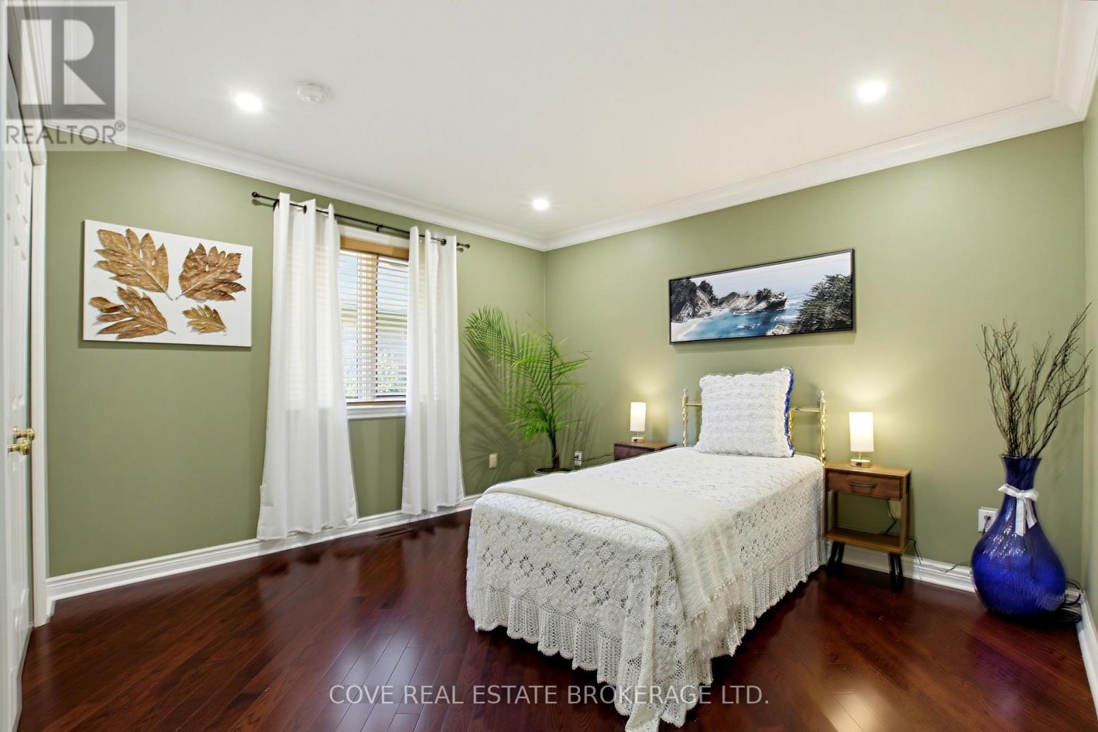 91 Sunnyside Drive Property Photo 27
