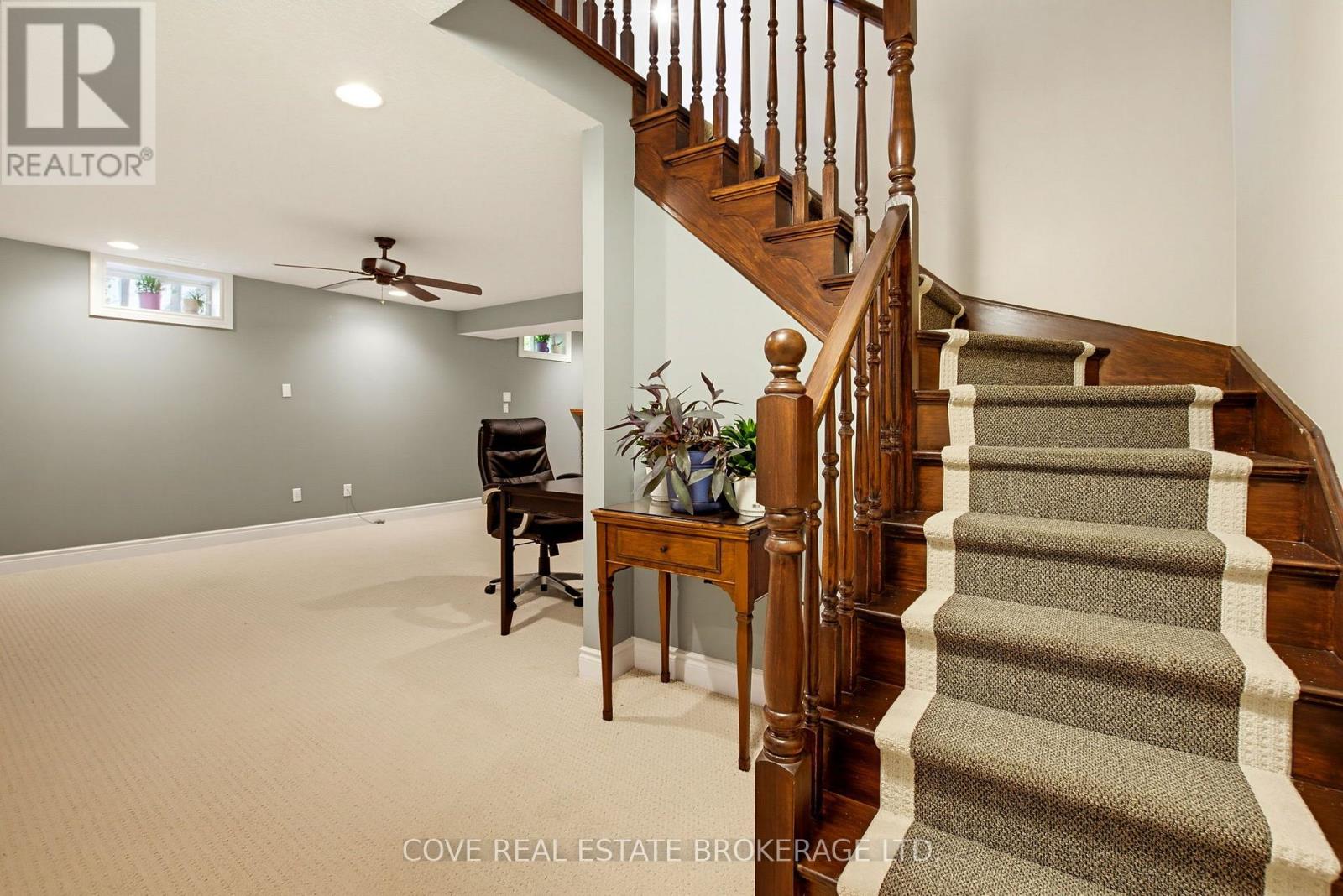 91 Sunnyside Drive Property Photo 32