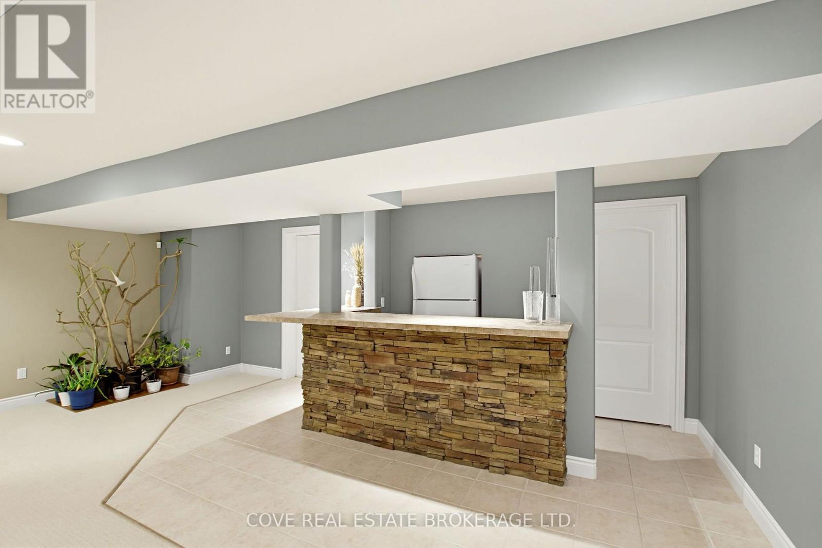 91 Sunnyside Drive Property Photo 37